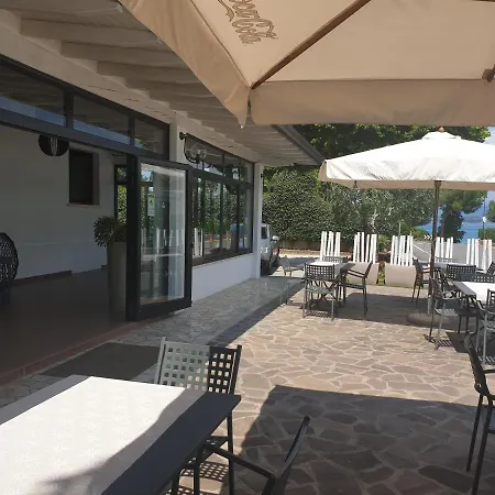 Ξενοδοχείο La Favorita 2*